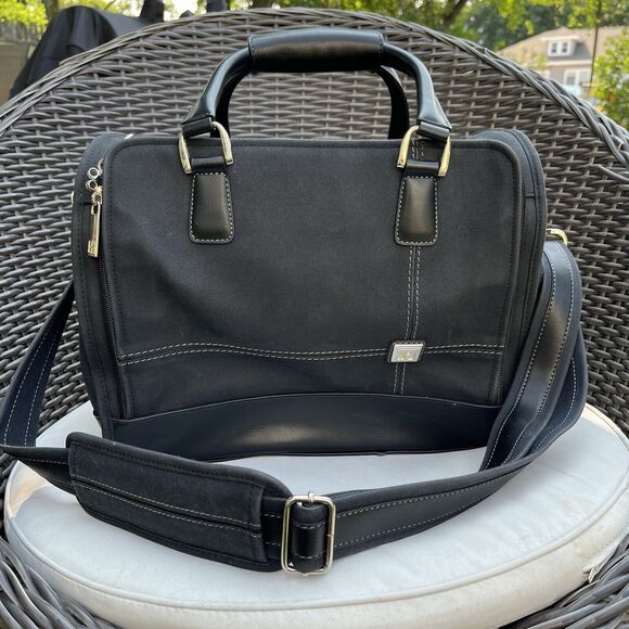 Diane Von Furstenberg Canvas/Vegan Leather Weekender Carry On Organizer Tote - Picture 1 of 13